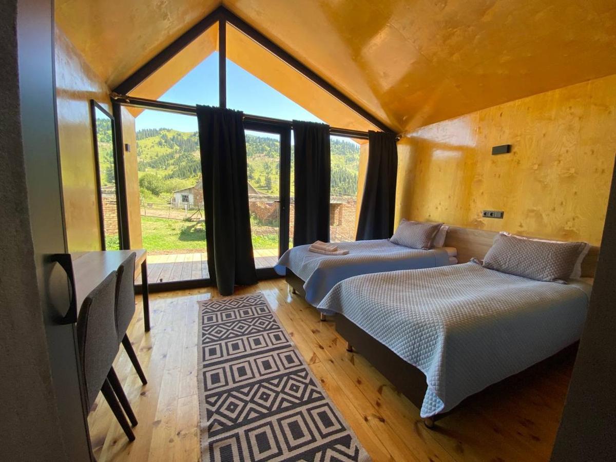 Peak Lodge Jyrgalan Zewnętrze zdjęcie