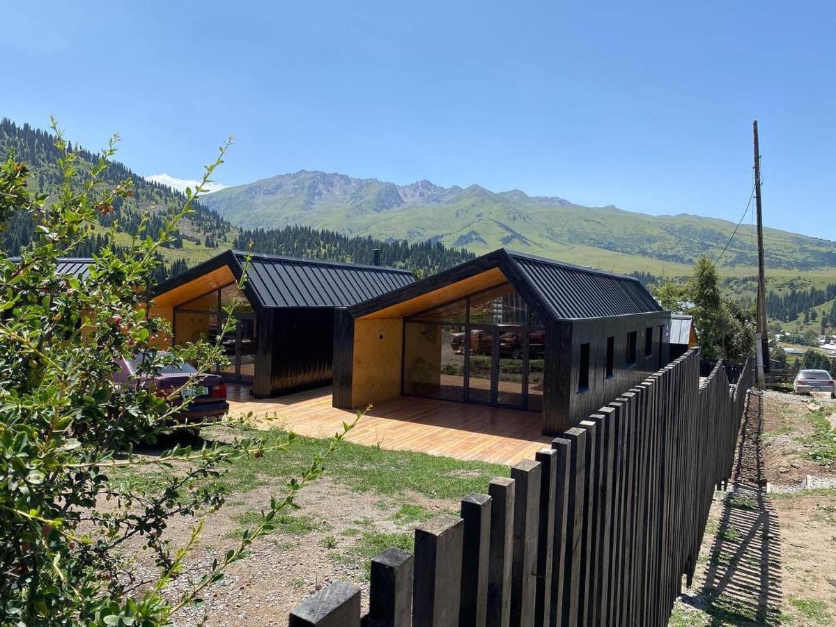 Peak Lodge Jyrgalan Zewnętrze zdjęcie