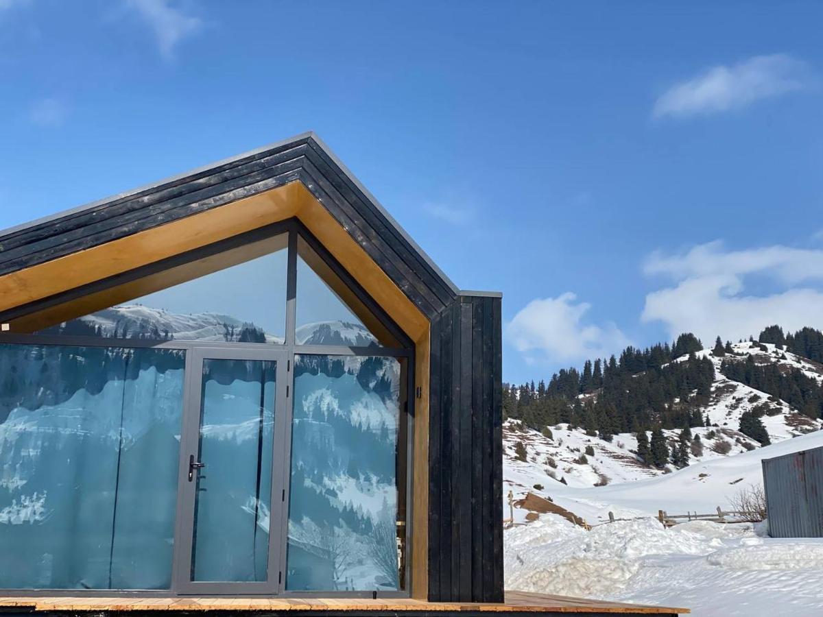 Peak Lodge Jyrgalan Zewnętrze zdjęcie
